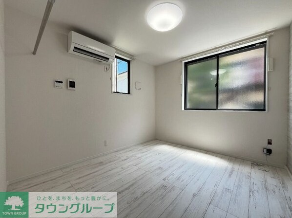 リュクスカーサ梅島の物件内観写真